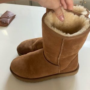 uggs size 8